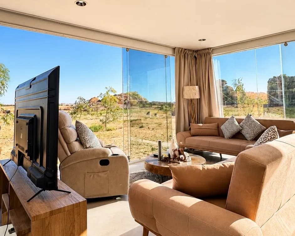 A room that meets the desert with nothing in between